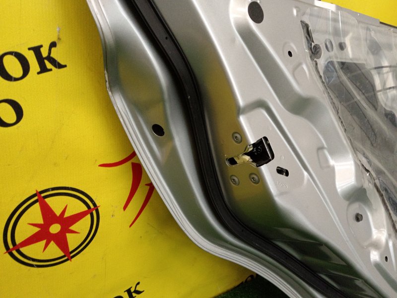 Дверь боковая, 5500 рублей, Красноярск