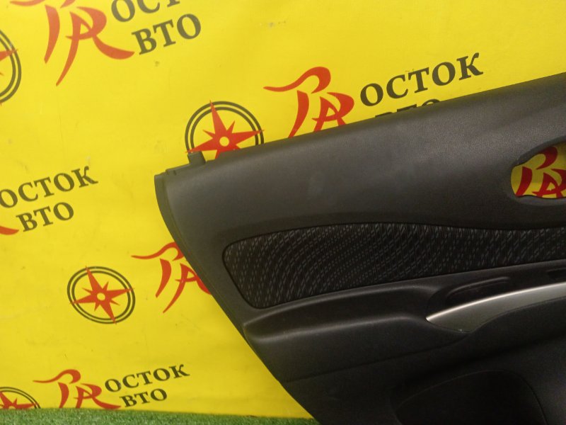 Обшивка боковой двери, 500 рублей, Красноярск