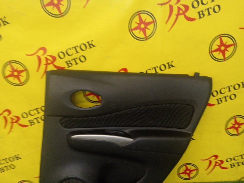 Обшивка боковой двери, 500 рублей, Красноярск