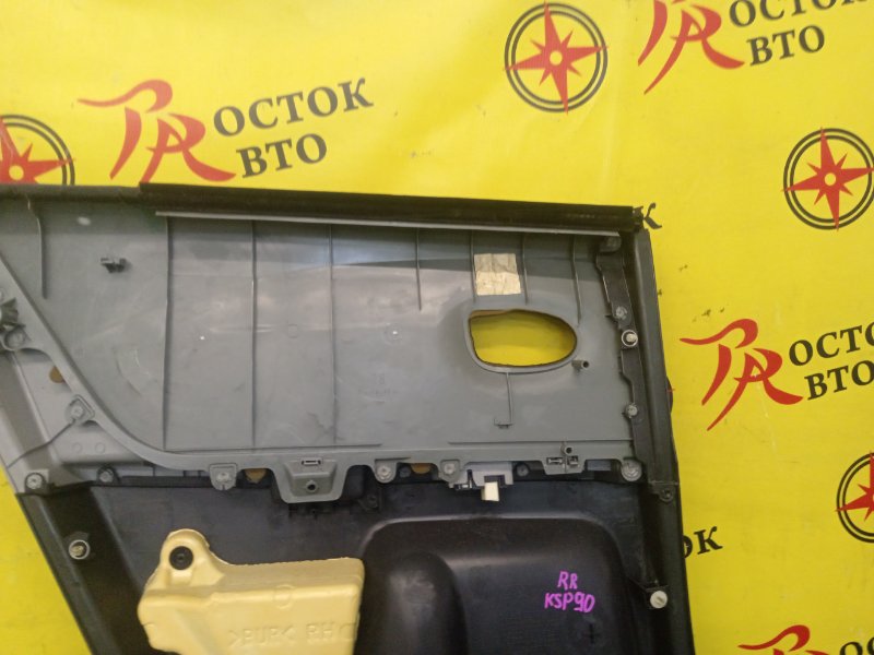 Обшивка боковой двери, 300 рублей, Красноярск