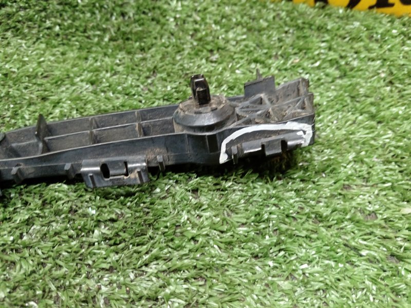 Клипса бампера, 1000 рублей, Красноярск