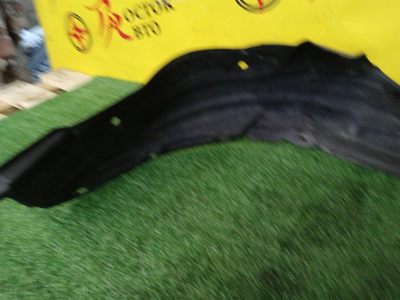 Подкрылок, 1800 рублей, Красноярск