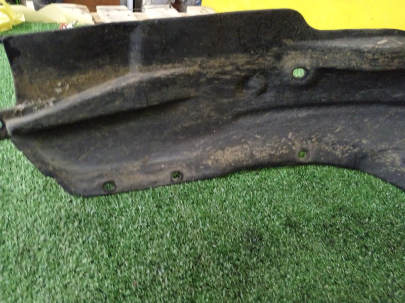 Подкрылок, 1800 рублей, Красноярск