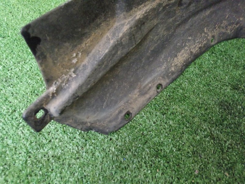 Подкрылок, 1800 рублей, Красноярск