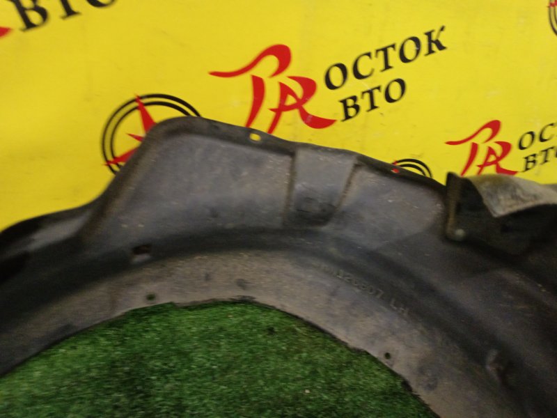 Подкрылок, 1000 рублей, Красноярск