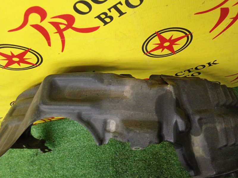 Подкрылок, 250 рублей, Красноярск