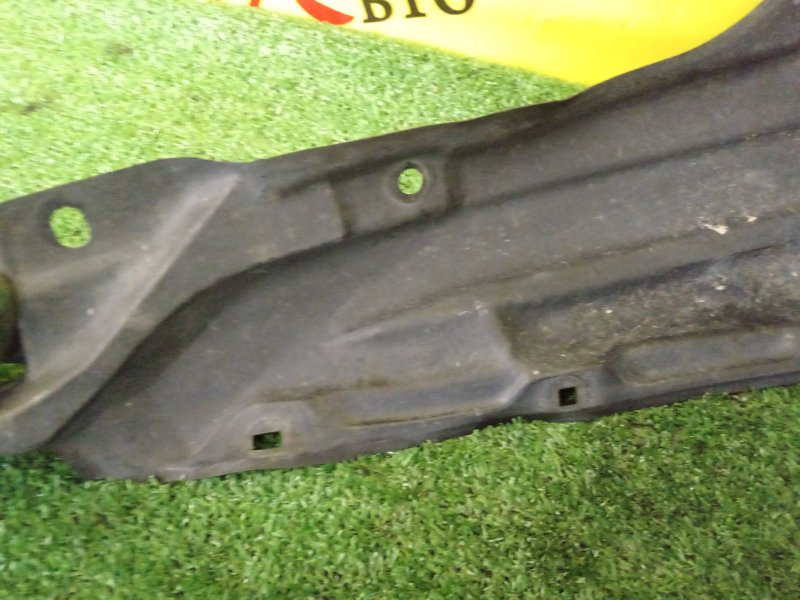 Подкрылок, 250 рублей, Красноярск