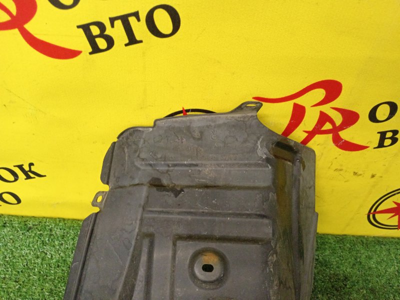 Подкрылок, 700 рублей, Красноярск