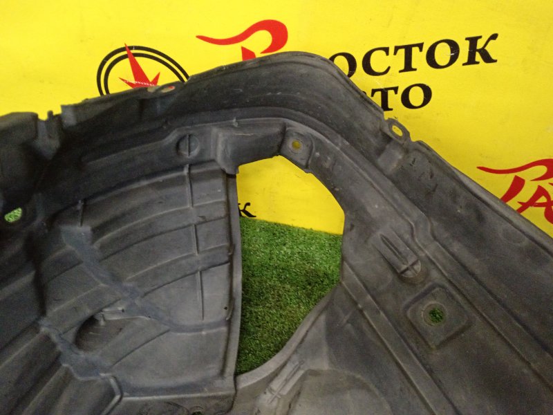 Подкрылок, 800 рублей, Красноярск