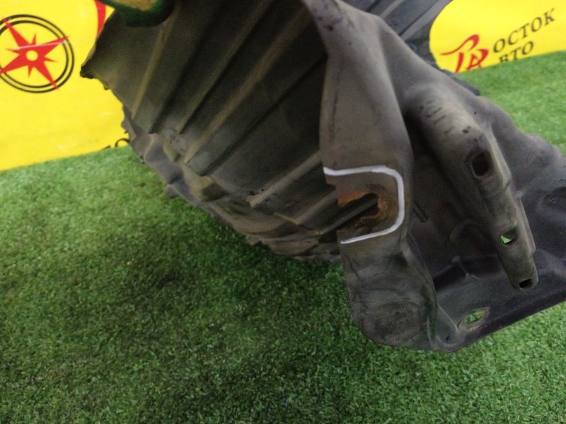 Подкрылок, 800 рублей, Красноярск