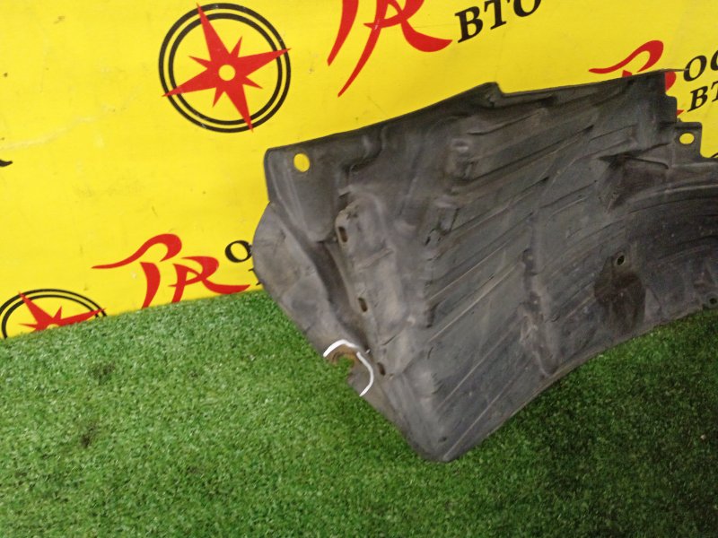 Подкрылок, 800 рублей, Красноярск