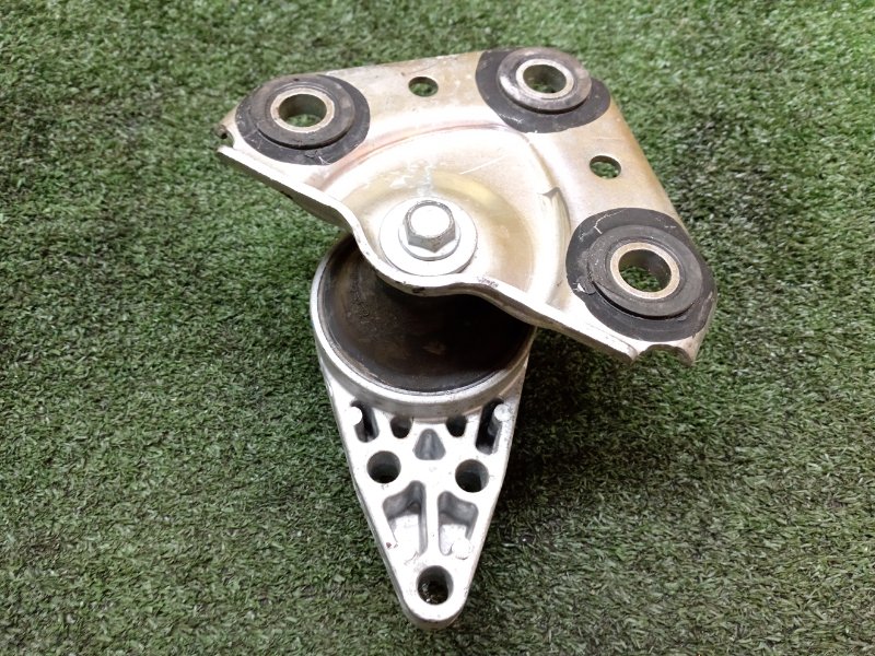 Подушка двигателя, 2000 рублей, Красноярск