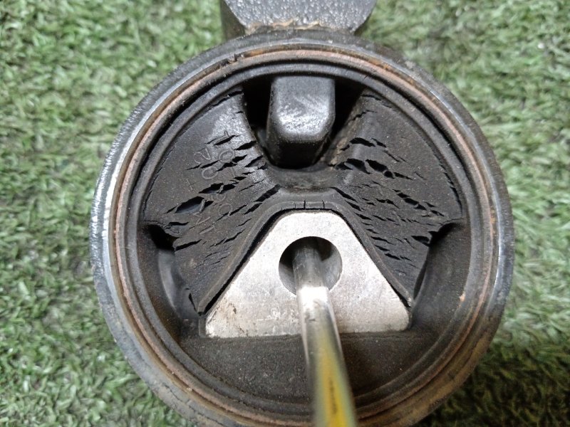 Подушка двигателя, 2000 рублей, Красноярск