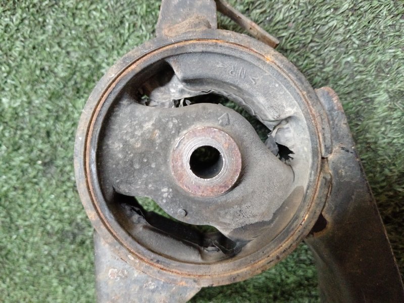 Подушка двигателя, 800 рублей, Красноярск