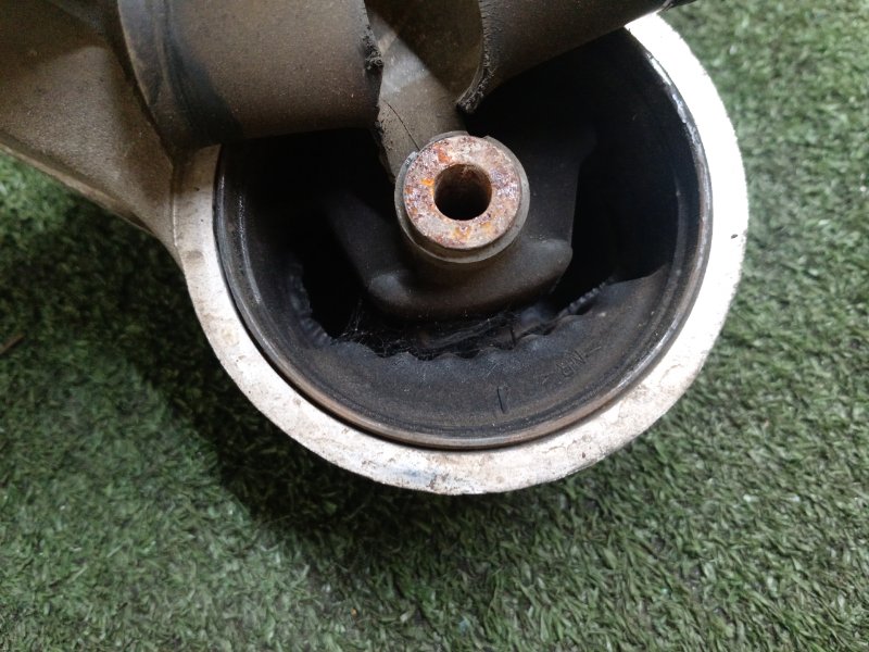 Подушка двигателя, 1500 рублей, Красноярск