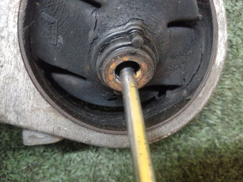 Подушка двигателя, 2000 рублей, Красноярск