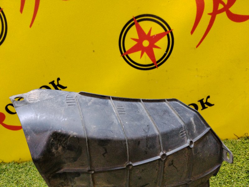 Подкрылок, 500 рублей, Красноярск