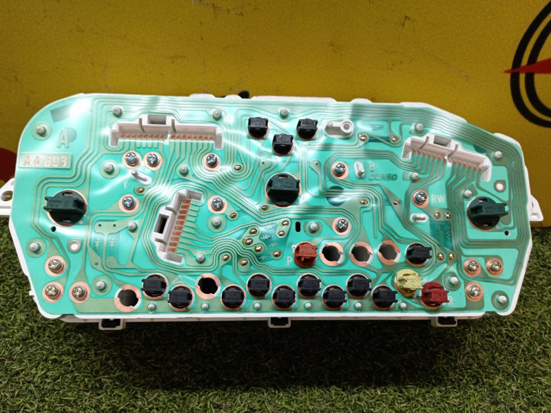 Панель приборов, 2000 рублей, Красноярск