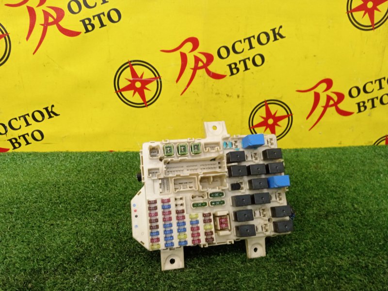 Блок предохранителей салонный, 2000 рублей, Красноярск