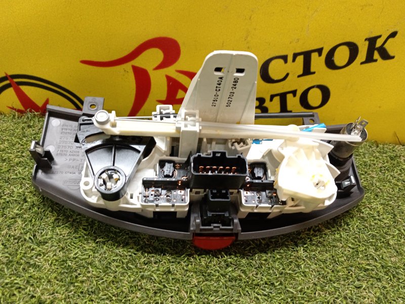 Блок управления климат-контролем, 500 рублей, Красноярск