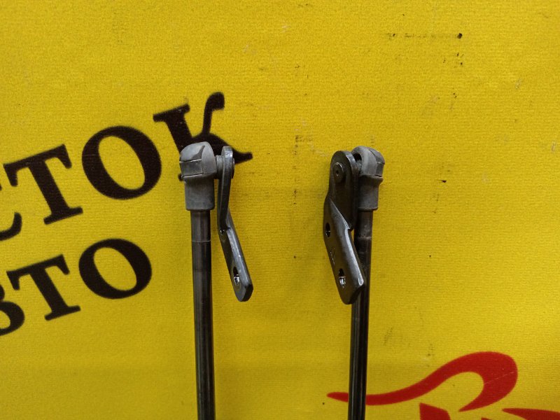 Амортизатор двери багажника, 500 рублей, Красноярск