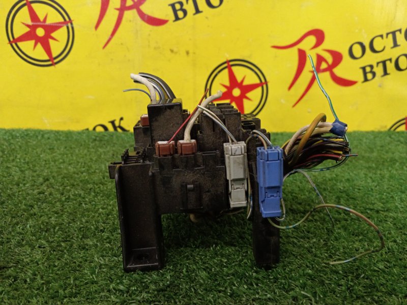 Блок предохранителей салонный, 2000 рублей, Красноярск