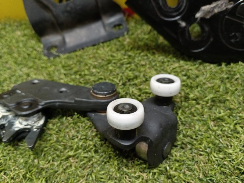 Ролик раздвижной двери, 4500 рублей, Красноярск