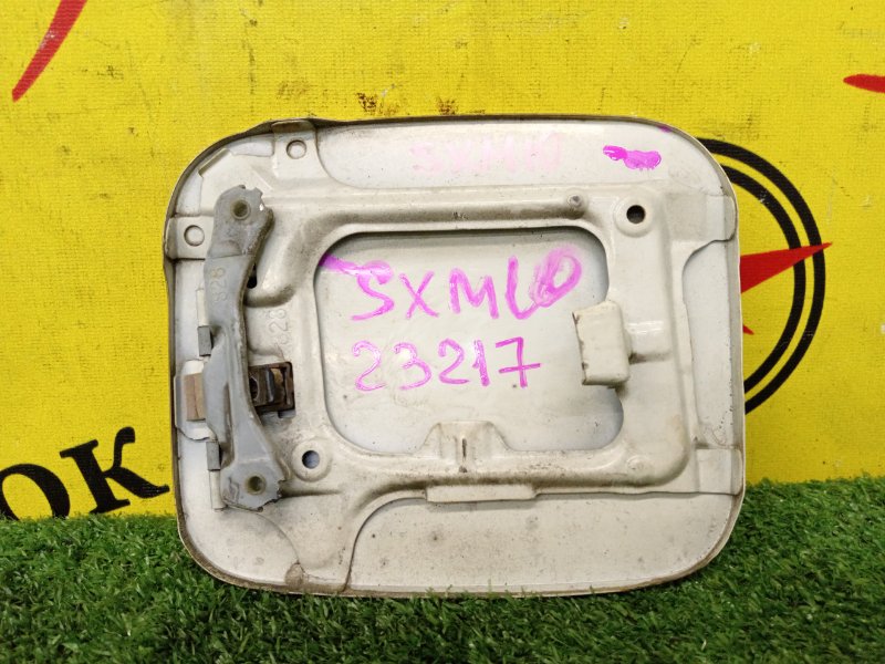 Лючок топливного бака, 500 рублей, Красноярск