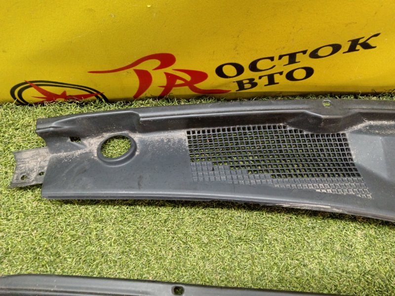Решетка под лобовое стекло, 400 рублей, Красноярск
