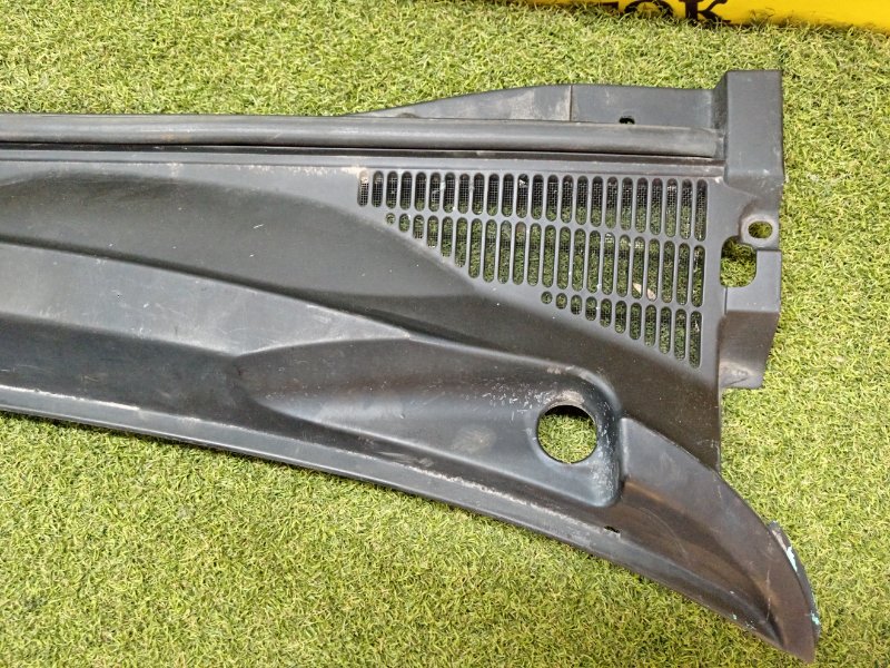 Решетка под лобовое стекло, 300 рублей, Красноярск