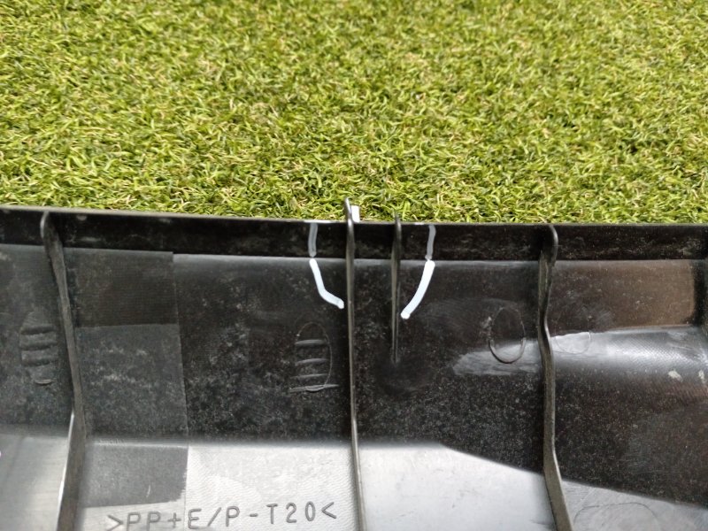 Решетка под лобовое стекло, 300 рублей, Красноярск