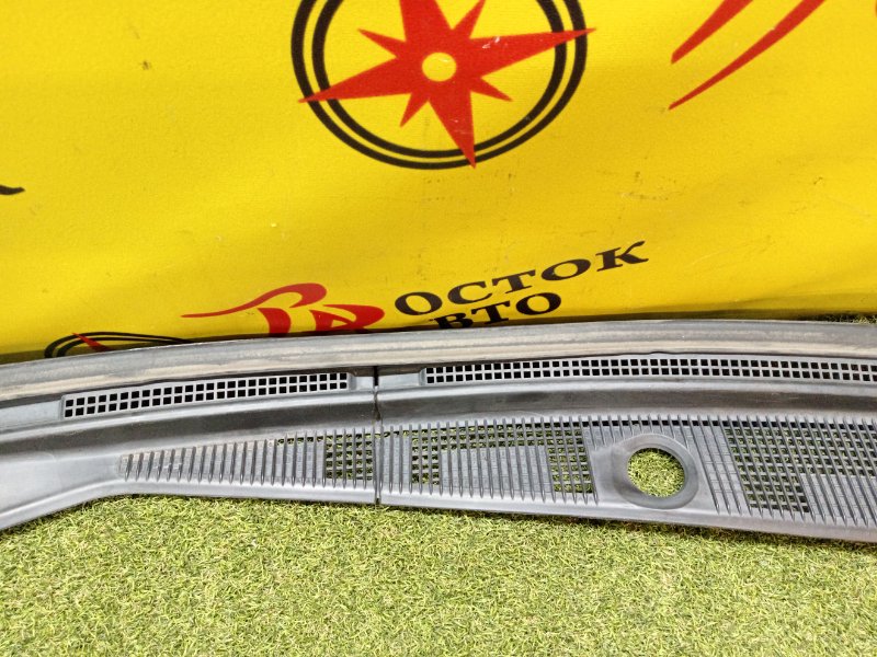 Решетка под лобовое стекло, 300 рублей, Красноярск