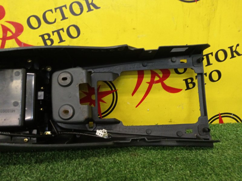 Подлокотник, 1800 рублей, Красноярск