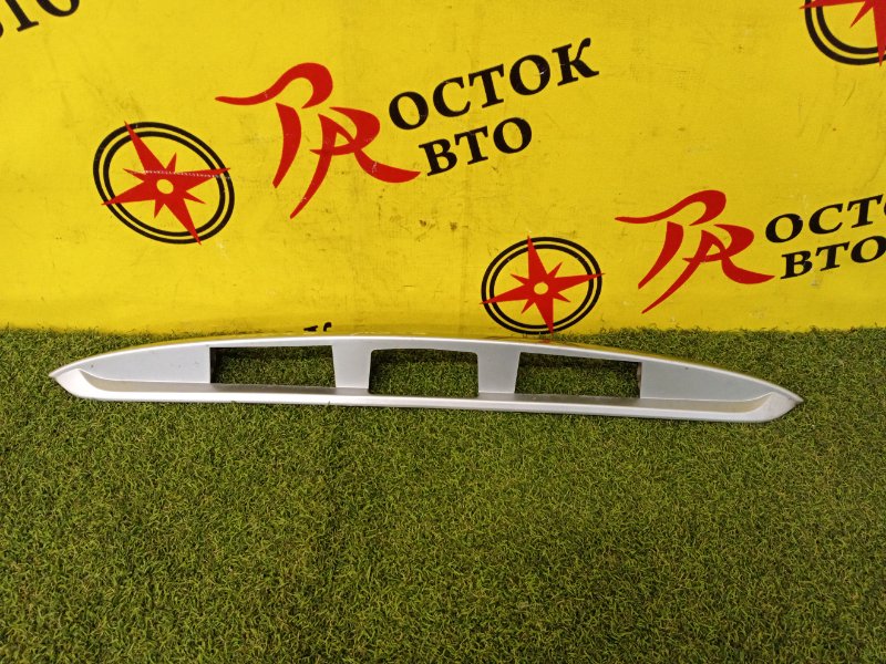 Накладка двери багажника, 800 рублей, Красноярск