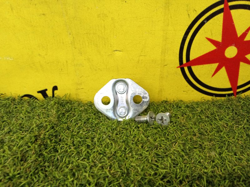 Петля замка багажника, 500 рублей, Красноярск