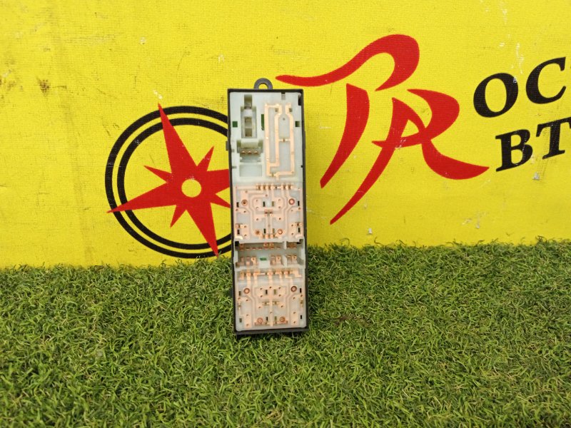 Блок управления стеклоподъемниками, 200 рублей, Красноярск