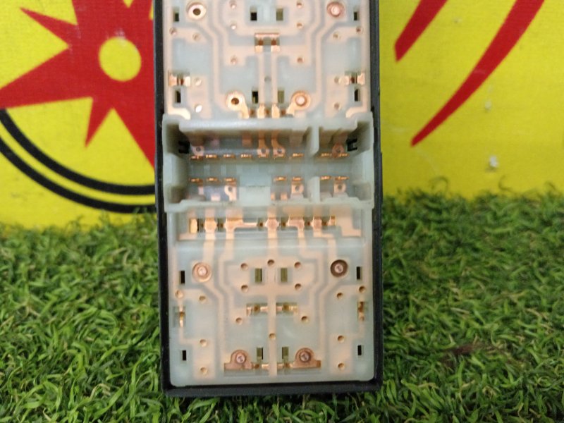 Блок управления стеклоподъемниками, 200 рублей, Красноярск