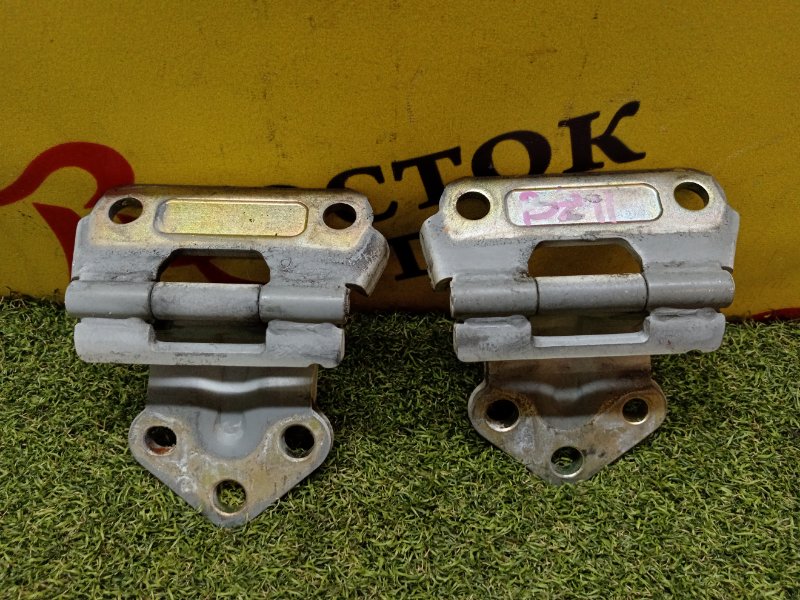 Петля двери багажника, 500 рублей, Красноярск