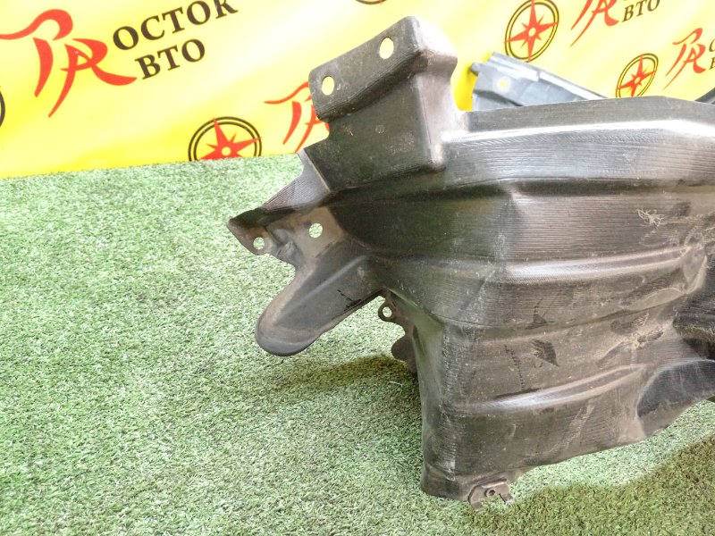 Подкрылок, 500 рублей, Красноярск