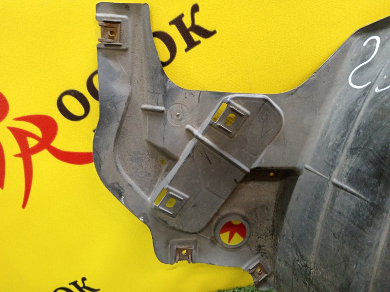 Подкрылок, 800 рублей, Красноярск