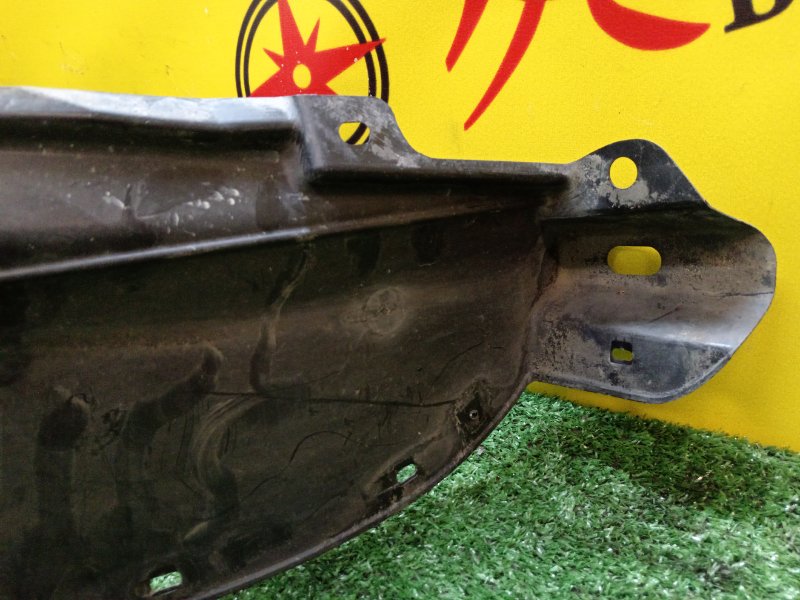 Подкрылок, 800 рублей, Красноярск