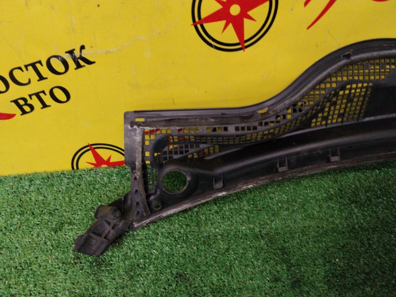 Решетка под лобовое стекло, 1000 рублей, Красноярск