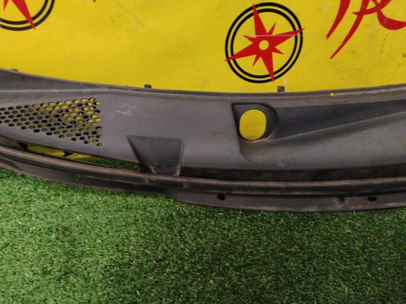 Решетка под лобовое стекло, 300 рублей, Красноярск