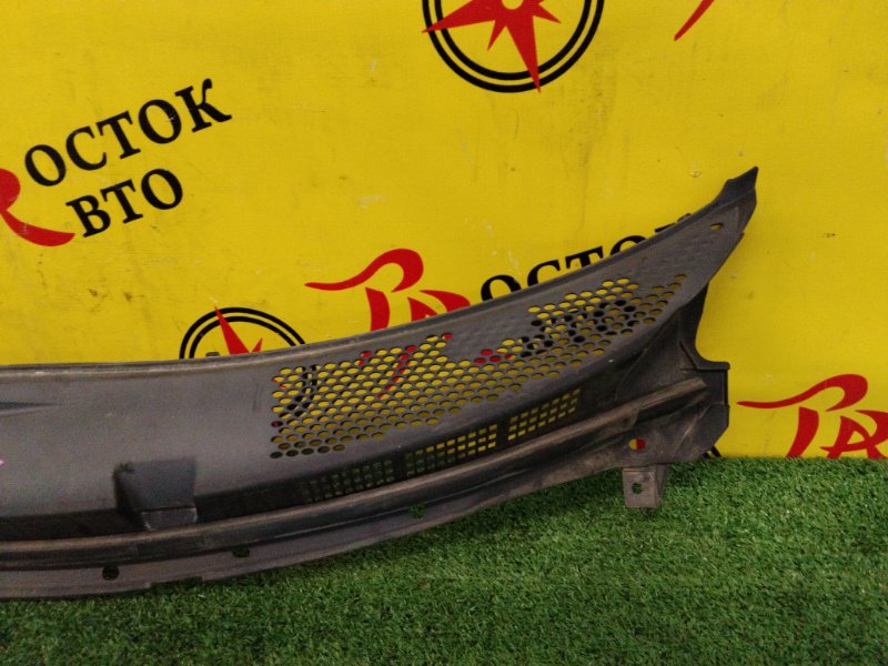 Решетка под лобовое стекло, 300 рублей, Красноярск