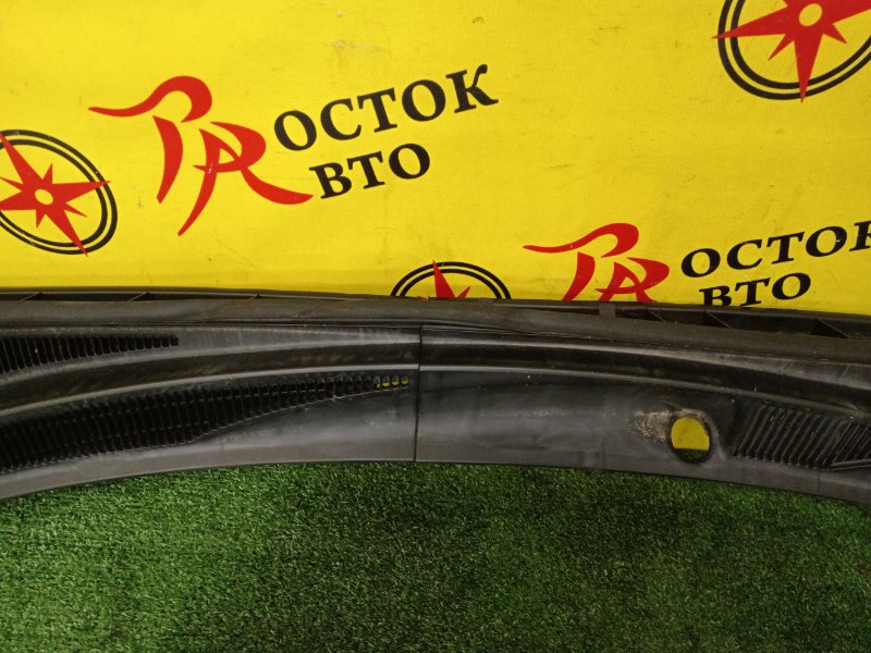 Решетка под лобовое стекло, 300 рублей, Красноярск