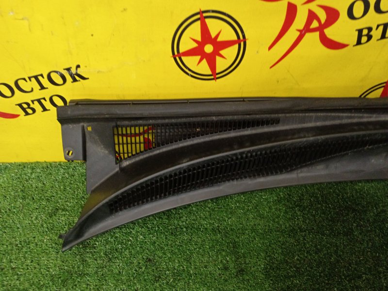 Решетка под лобовое стекло, 300 рублей, Красноярск