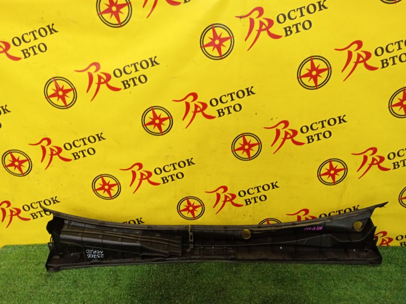 Решетка под лобовое стекло, 300 рублей, Красноярск