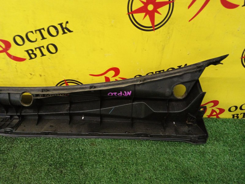 Решетка под лобовое стекло, 300 рублей, Красноярск