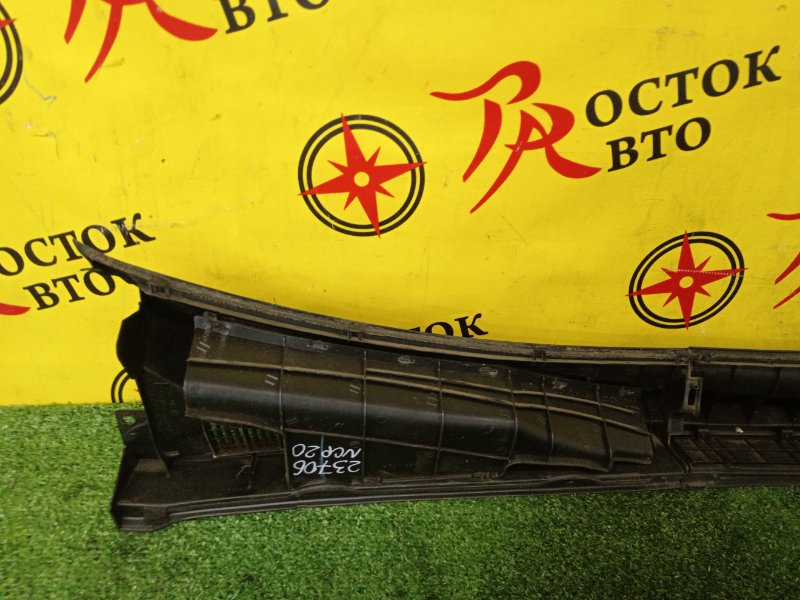 Решетка под лобовое стекло, 300 рублей, Красноярск