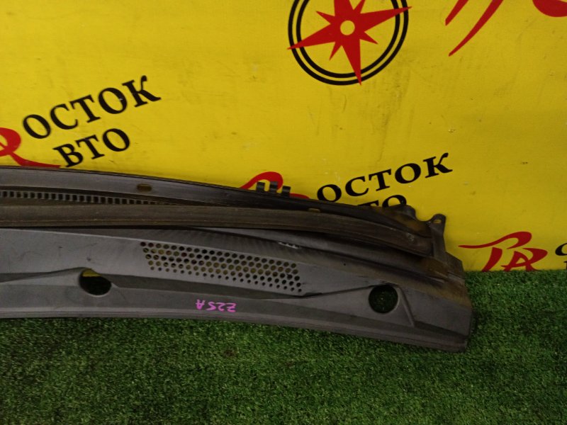 Решетка под лобовое стекло, 500 рублей, Красноярск